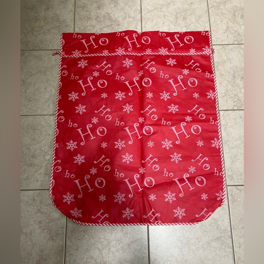 HoHoHo Santa sack Red & White pattern Woven recycled plastic Candy cane edging
